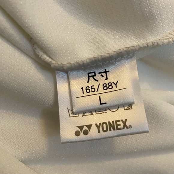 YONEX - white polo shirt - Picture 8 of 9